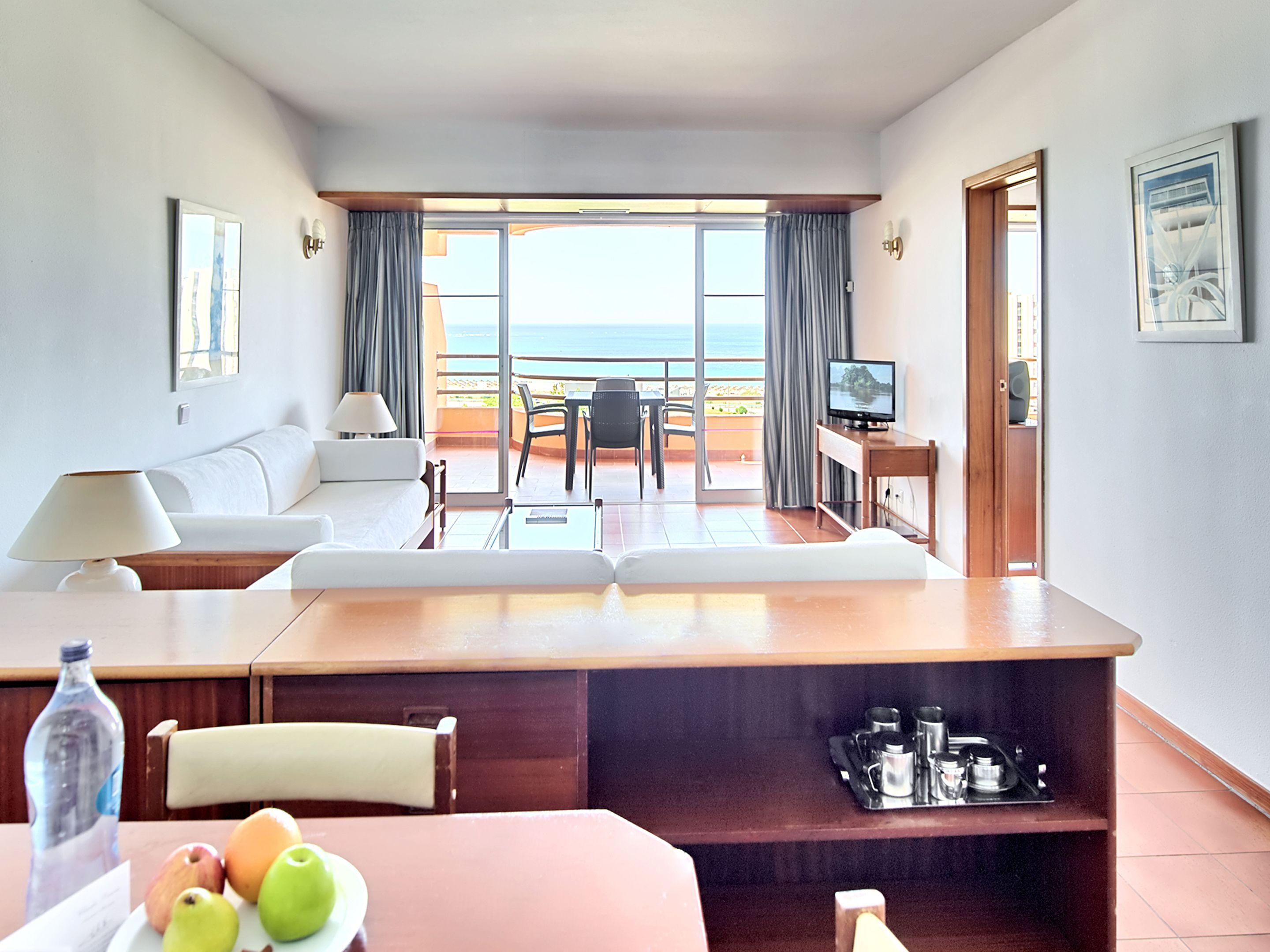 One-Bedroom Apartment with Sea View,1274408266:JPEG